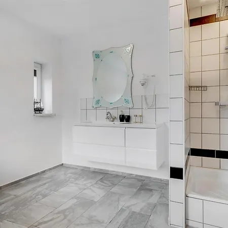 Aliza - 14km From The Sea By Interhome Feriehus Bredebro